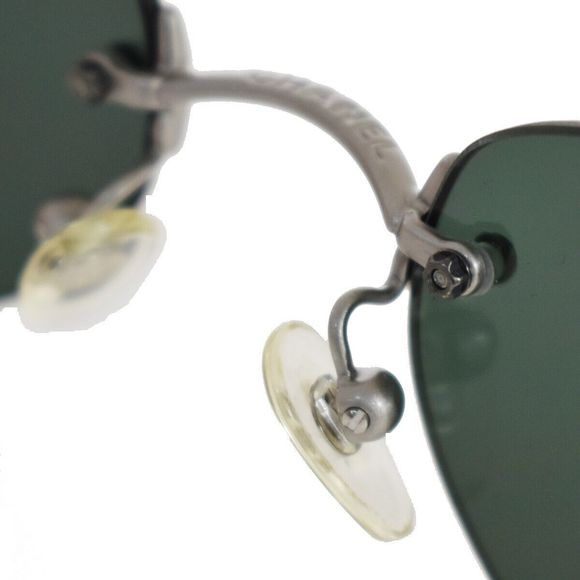 CHANEL Sunglasses - Picture 14 of 14